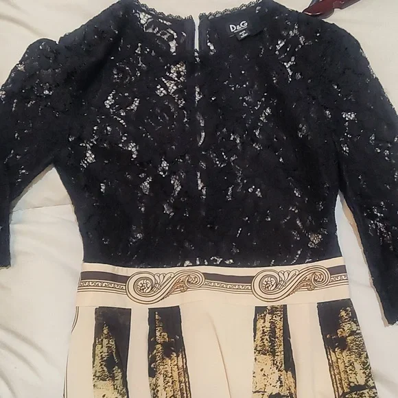 Dolce & Gabbana Italian Luxury Renaissance lace and satin dress sz 34 XS/ 0 - Picture 4 of 9